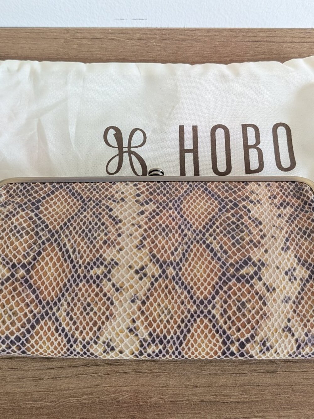 Hobo Lauren Wallet/Crutch